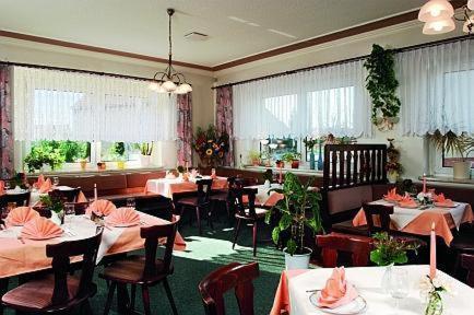 Landgasthof Sonneneck Listerfehrda Екстериор снимка