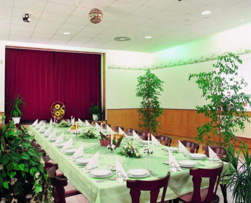 Landgasthof Sonneneck Listerfehrda Екстериор снимка
